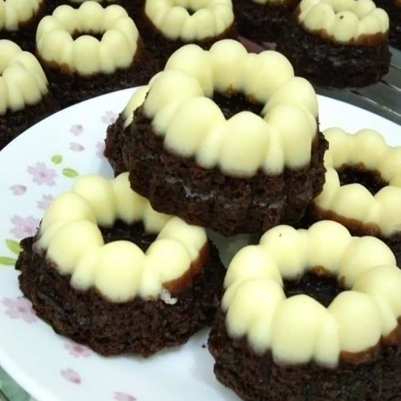 Kuih puteri ayu lapisan coklat dan keju