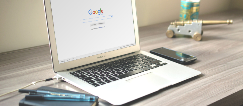 Produk dipamerkan untuk dijual secara online