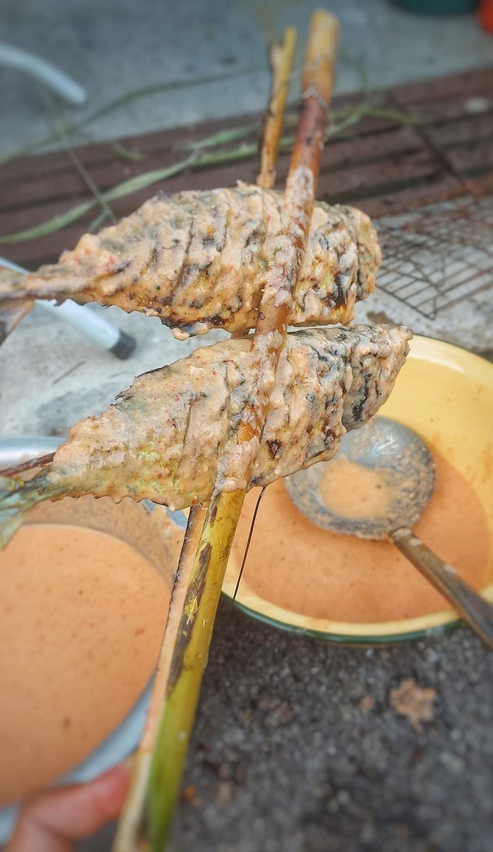 Ikan kembung bakar percik berkuah