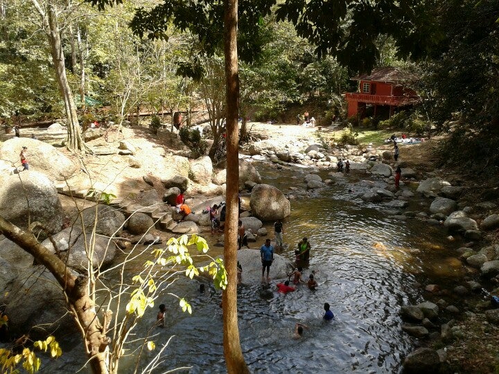 tempat menarik perak