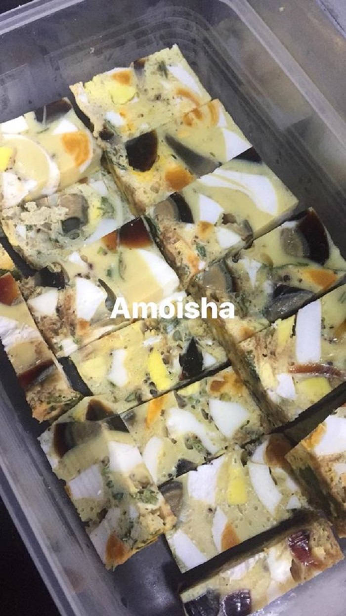 Telur masak madu yang berseri dan gebu