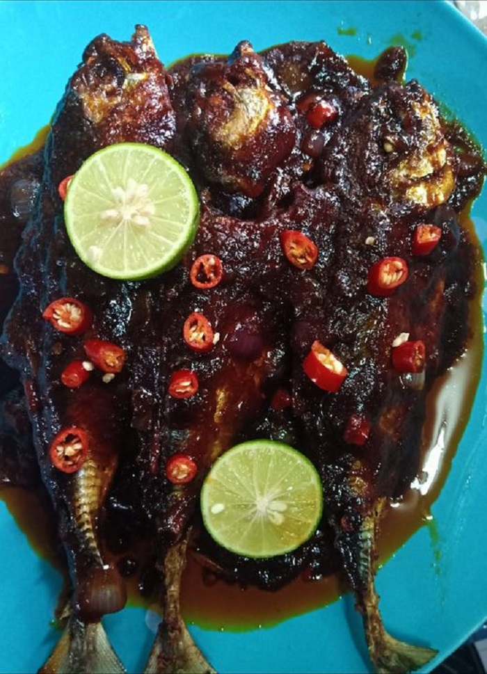 Ikan cencaru masak kicap pedas limau