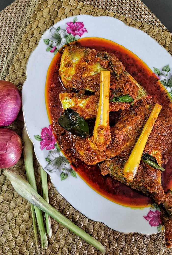 Ikan nyoknyok masak lada dengan kuah pedas berlada