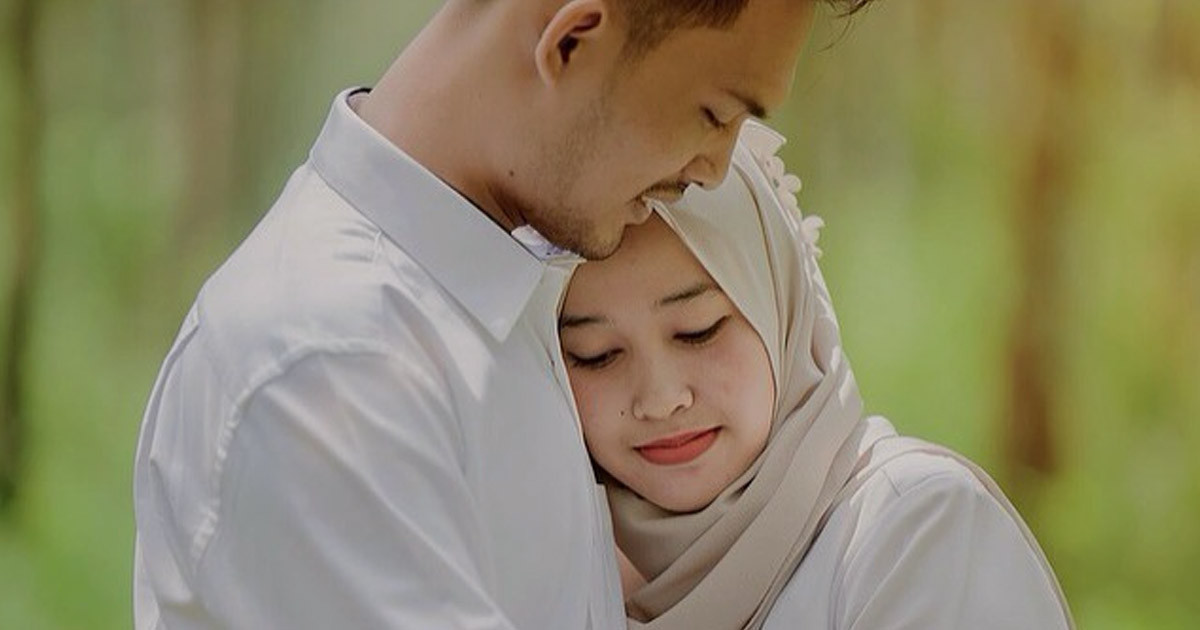 Gambar perkongsian tips untuk suami menghilangkan penat si isteri.