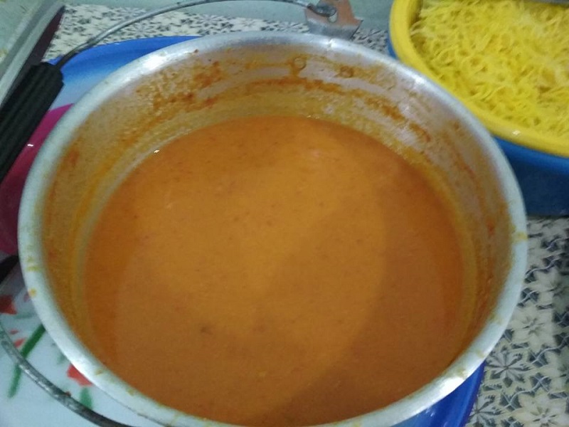 Se Pinggan Mee Rebus Utara dengan Kuah Pekat dan Hiasan Telur Rebus