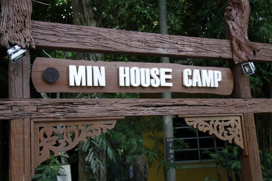 Kem khemah di Min House Camp Kelantan