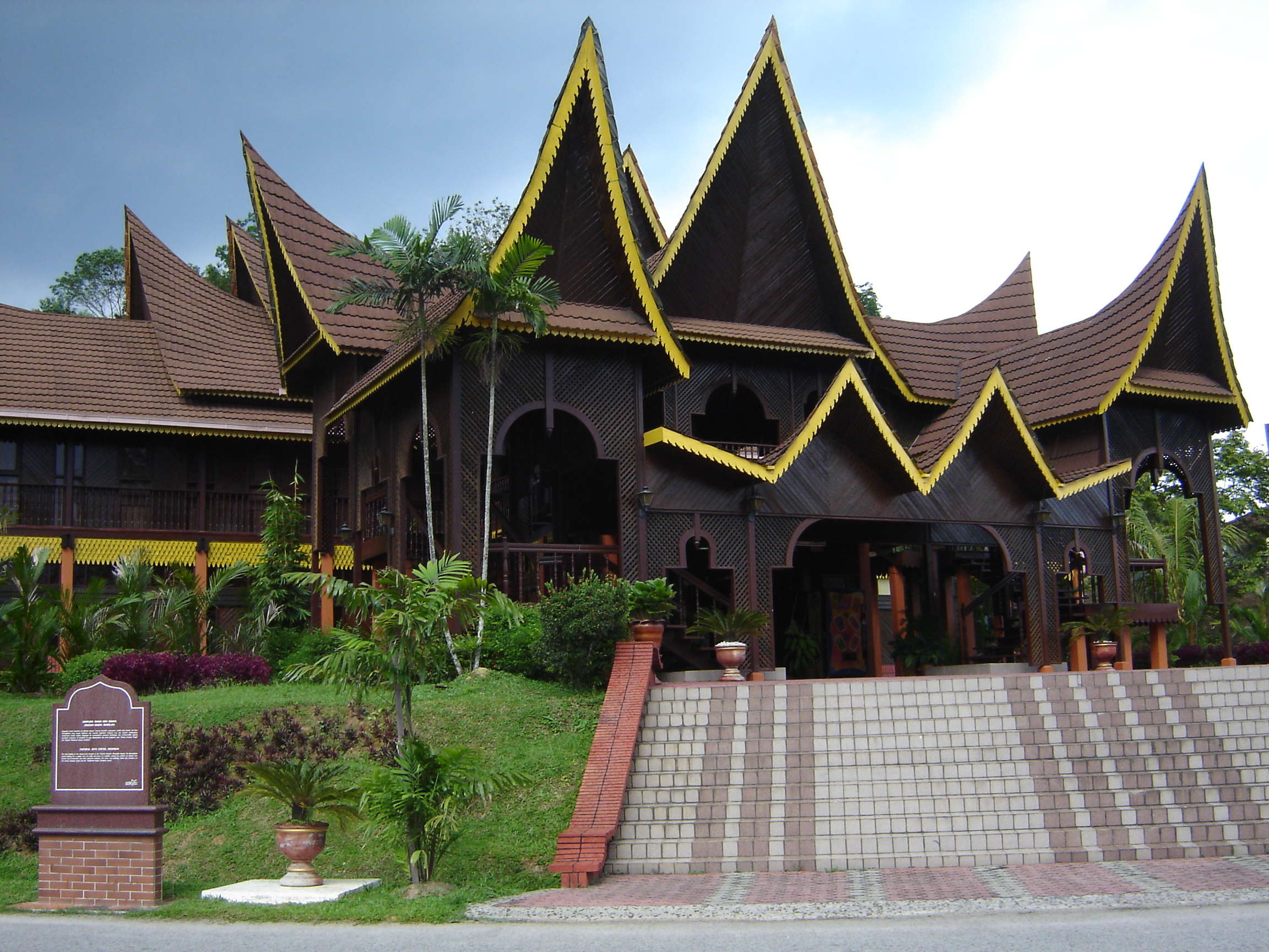 Landskap pantai dan tempat-tempat menarik untuk dilawati di Negeri Sembilan