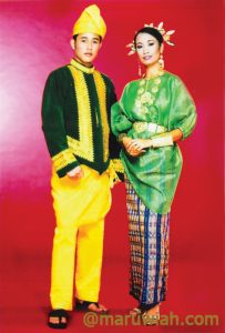 jenis baju kurung