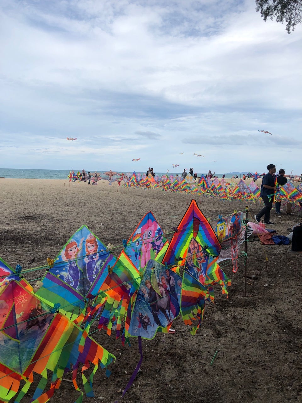 pantai battu buruk - tempat ,menarik kuala terengganu