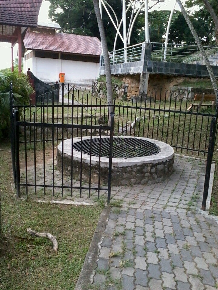 perigi beracun bukit melawati