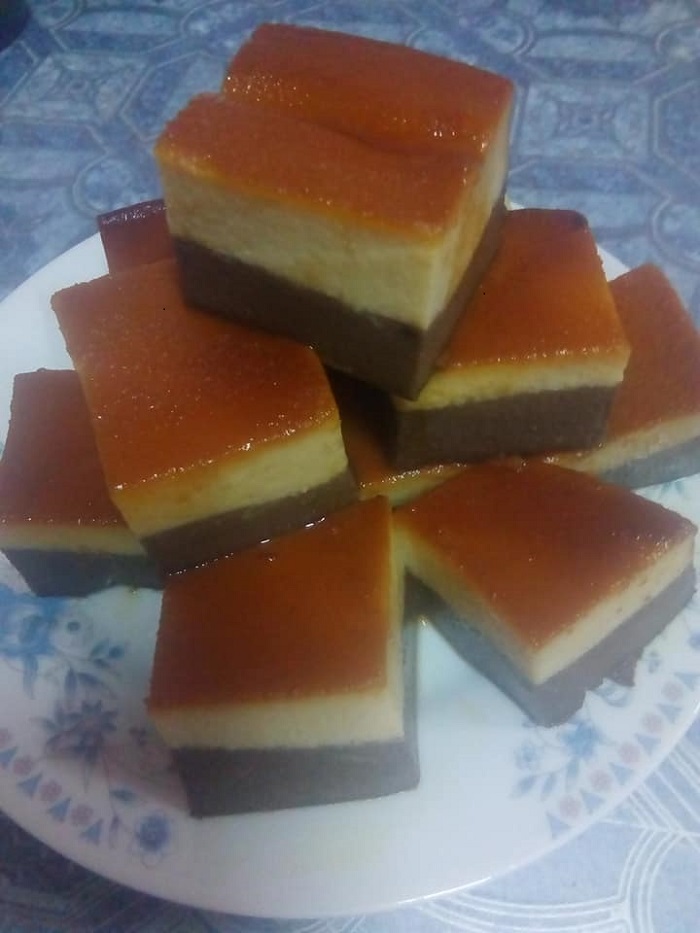 Puding roti coklat berkaramel