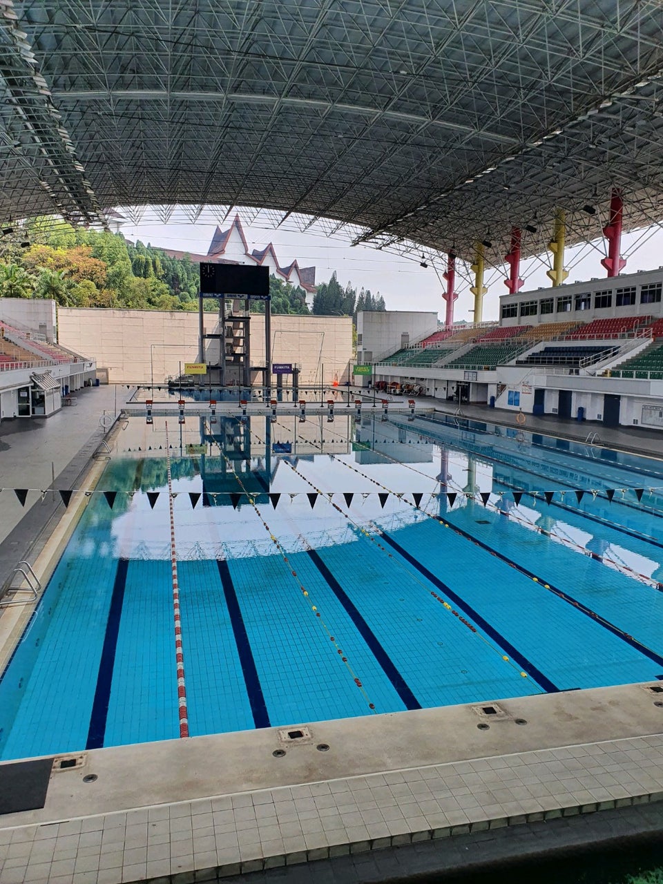 pusat akuatik darul ehsan