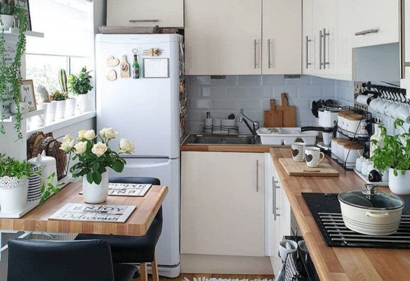 Ilustrasi idea dekorasi dapur kecil rumah flat yang simple dan kemas