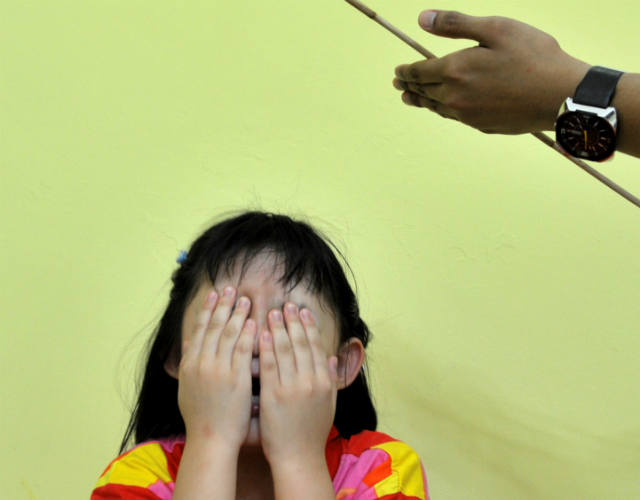 cara mendidik anak perempuan