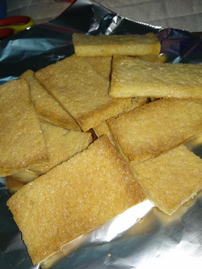 Roti gula yang rangup