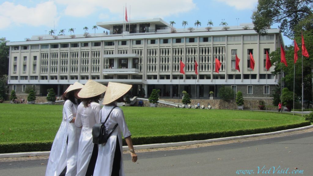 tempat menarik di vietnam
