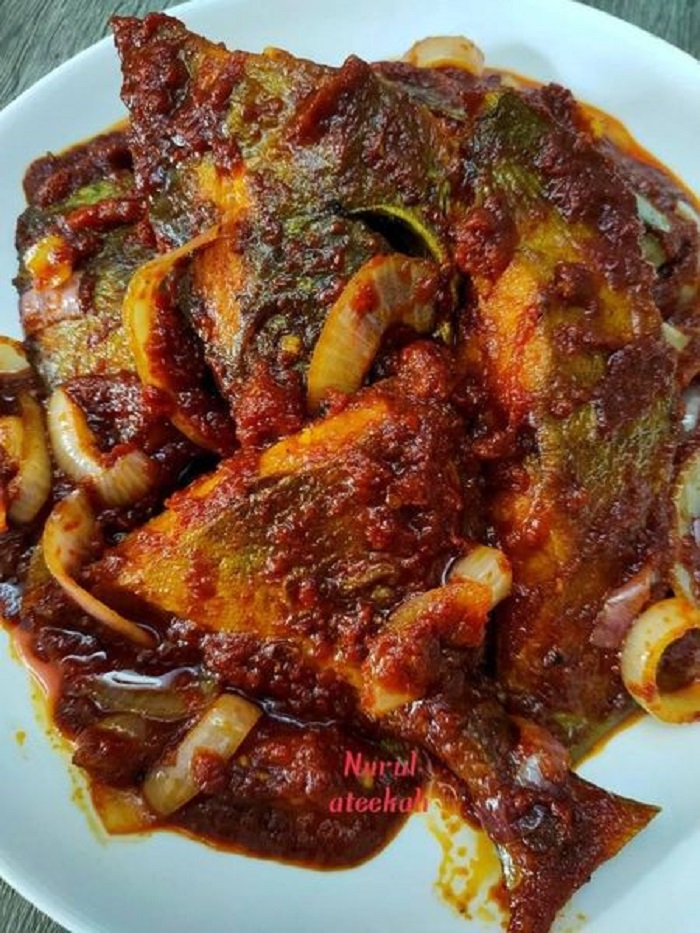 Ikan bawal sambal pedas