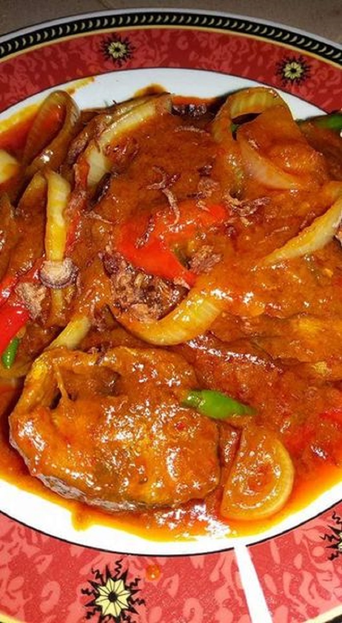 Ikan tongkol sambal cili api bersantan