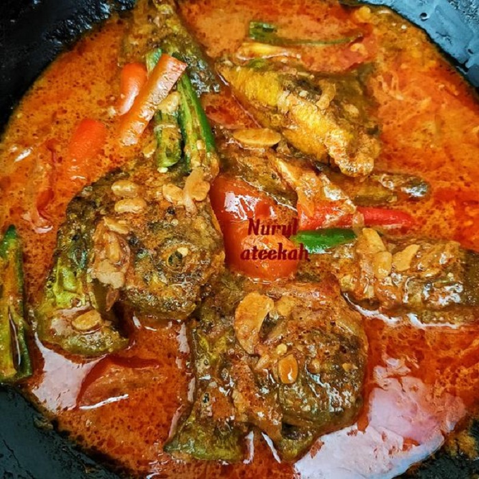 Ikan bawal sambal lemak taucu pedas