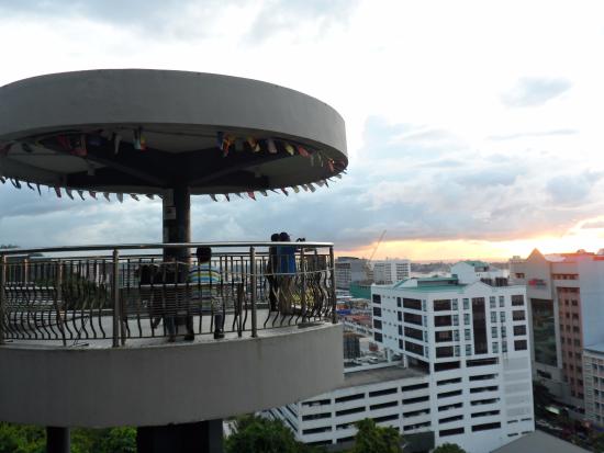 Pemandangan bandar dari Signal Hill Observatory Platform