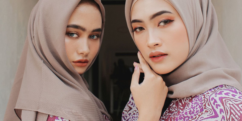 Gambar hiasan tips penjagaan kecantikan dan wajah sebelum waktu tidur.