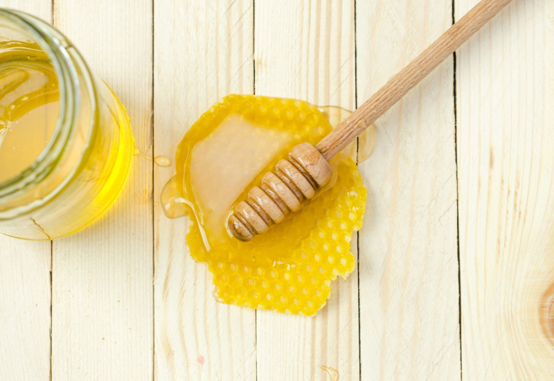 Botol madu asli yang baik untuk perkembangan otak bayi