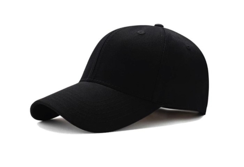 Topi lelaki berjenama untuk bersantai