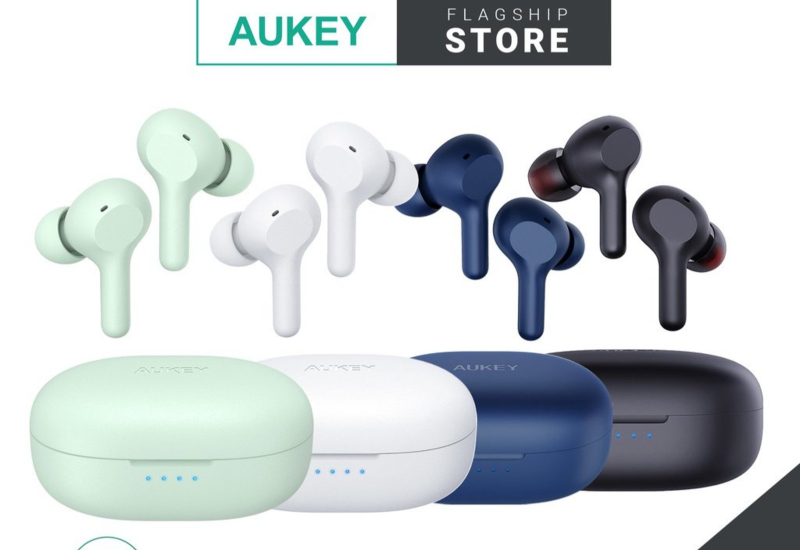 Earbuds bluetooth dalam kotak