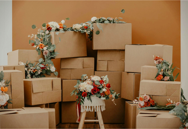 Pelbagai idea hadiah untuk pengantin baru termasuk pinggan mangkuk dan kelengkapan rumah