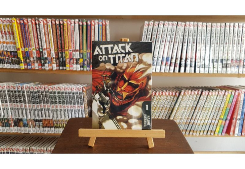 Buku komik superhero berwarna-warni