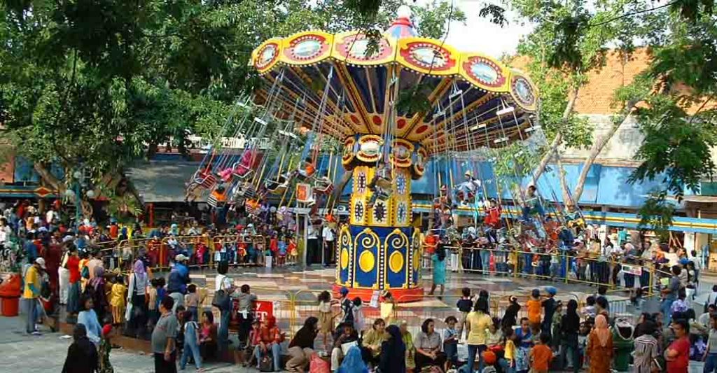 tempat menarik di surabaya