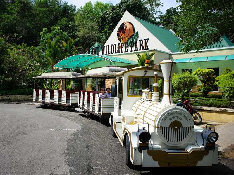 Hidupan liar di Taman Hidupan Liar Lok Kawi