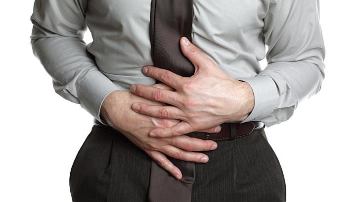 Pelbagai petua semula jadi dan bahan tradisional untuk merawat sakit gastrik.