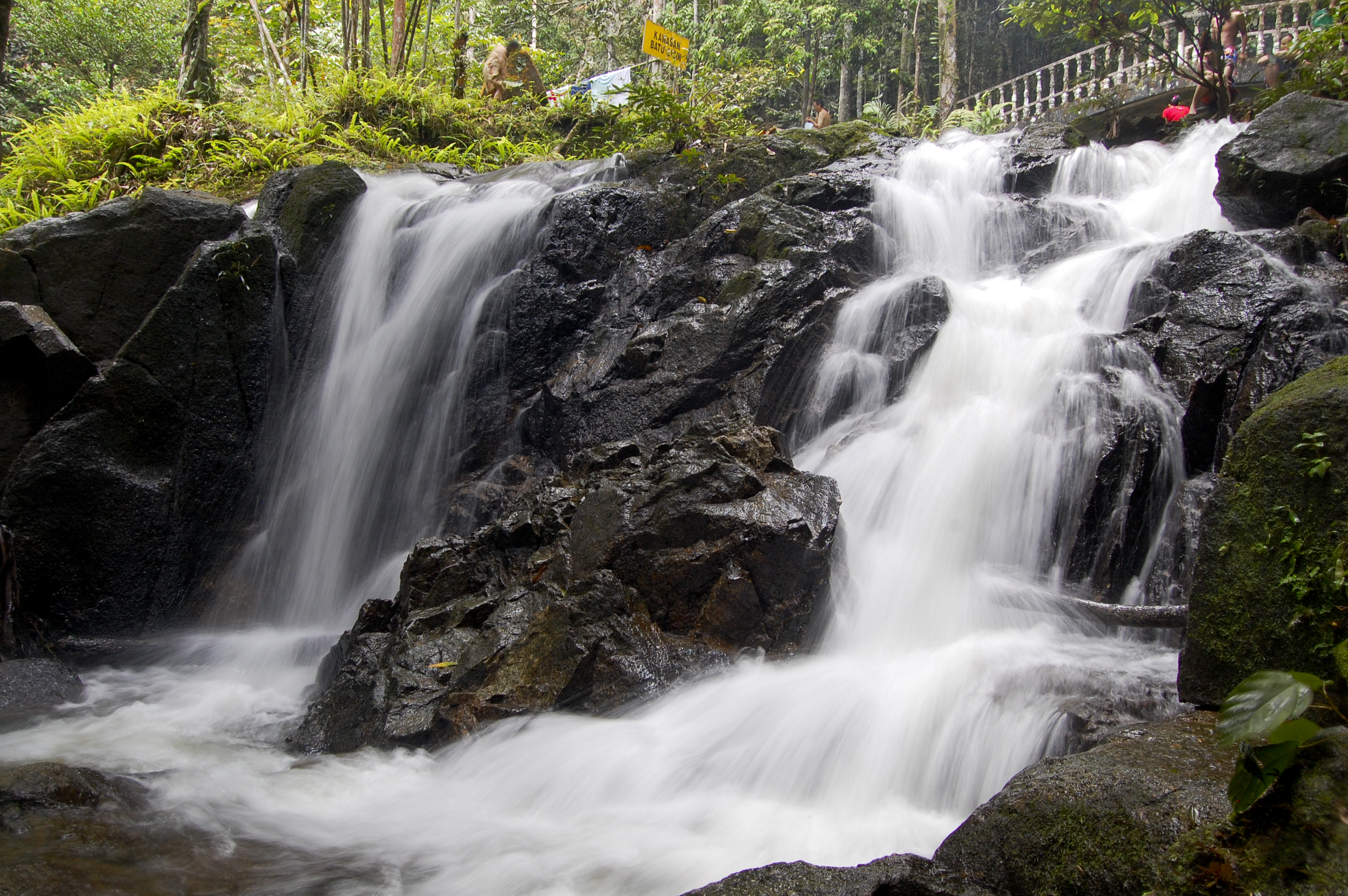 Pemandangan Air Terjun Tekala