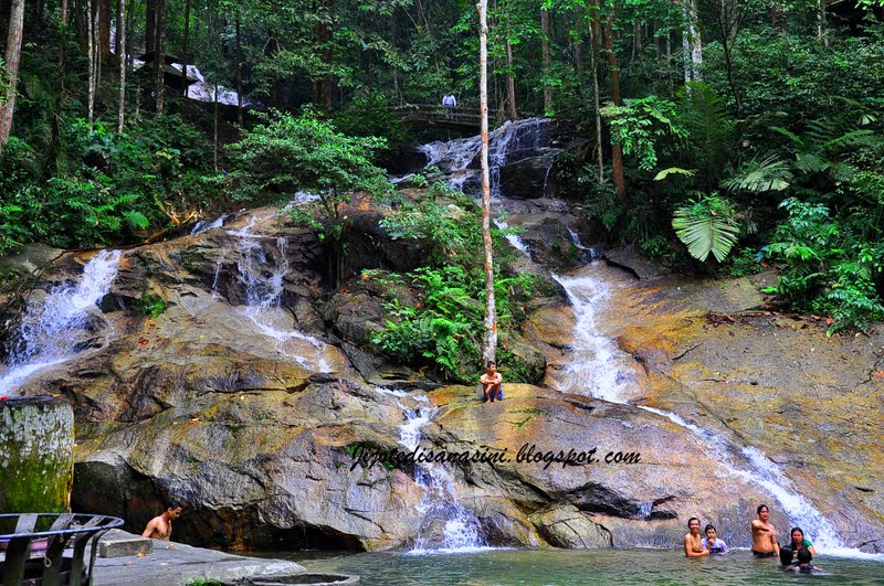Pemandangan Air Terjun Templer