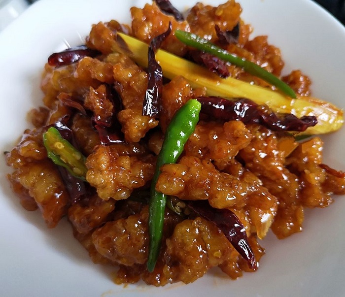 Udang masak sweet sour dengan cili kering