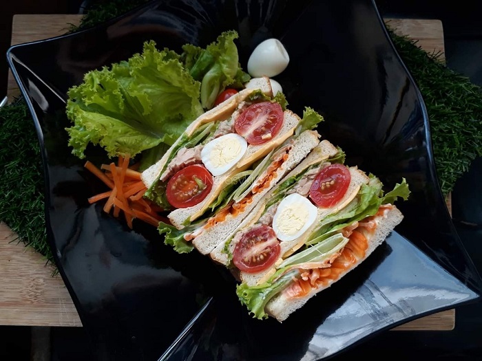 Pelbagai jenis sandwich sihat yang enak dan mudah disediakan untuk sarapan.